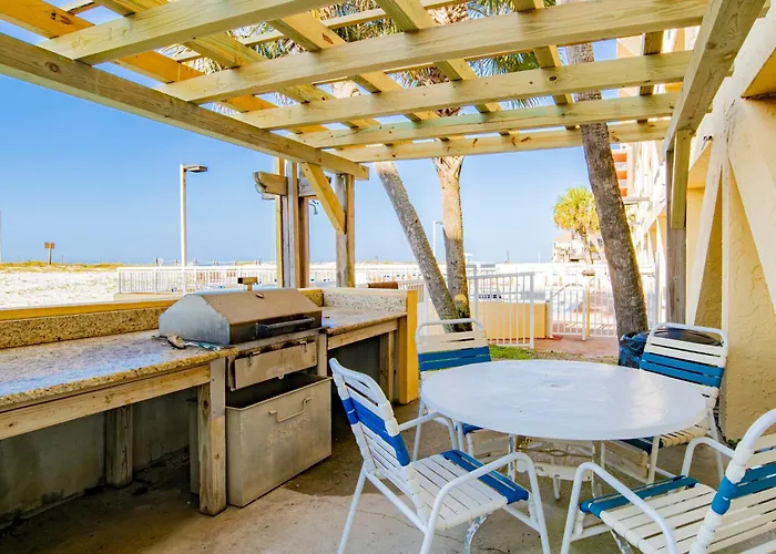 Driftwood Towers #1f - Palm View Apartment